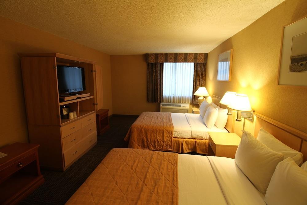 Clarion Hotel Park Central Dallas Exterior photo