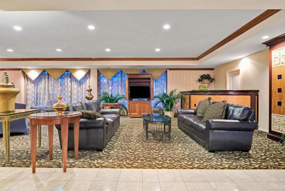 Clarion Hotel Park Central Dallas Interior photo